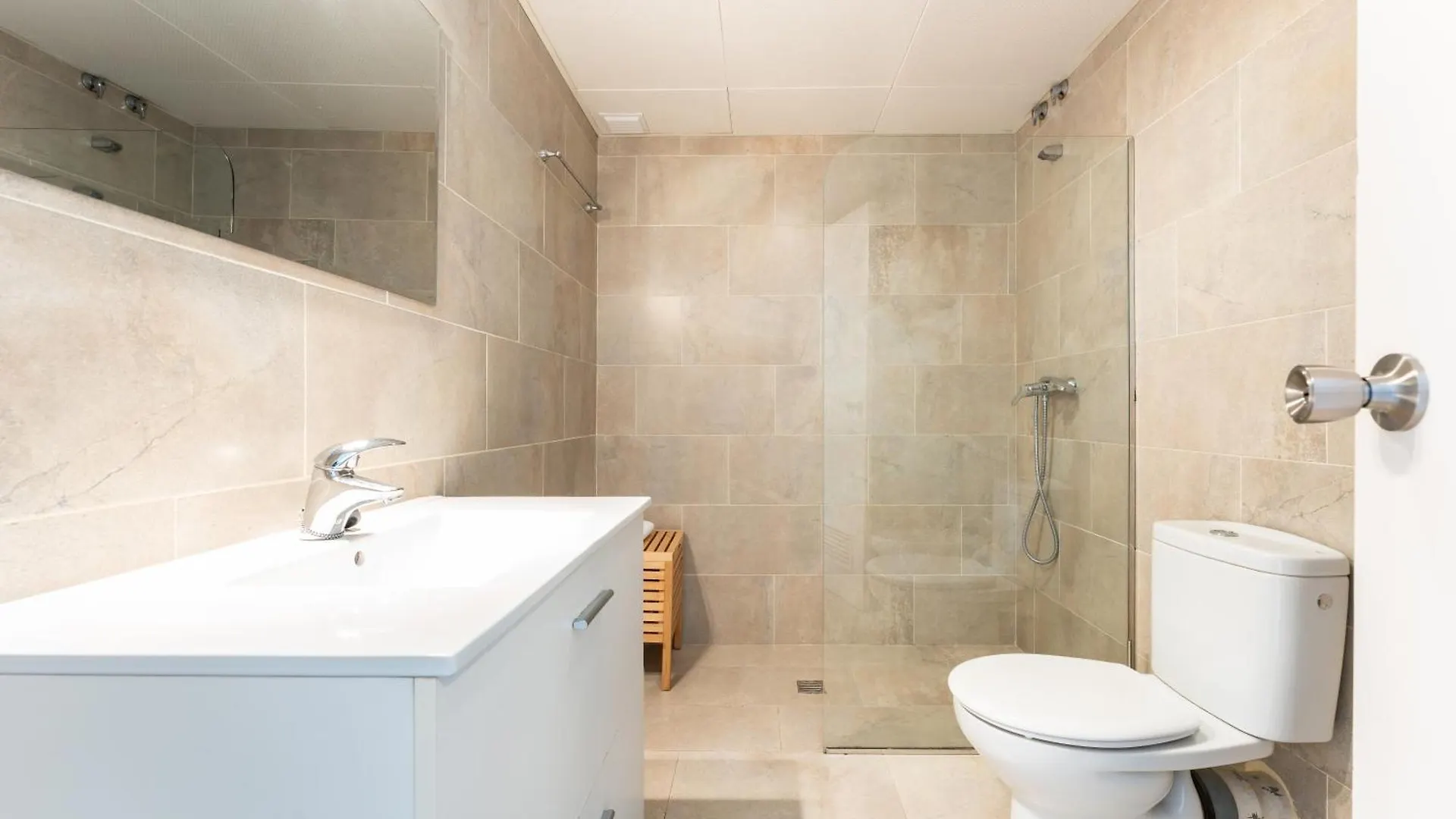 Guadalmar Sun & Beach مالقة بيت للعطل